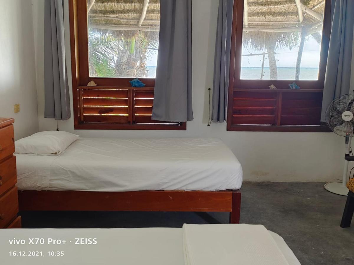 Lunazul Eco-Cabana Frente Al Mar Махахуал Екстериор снимка