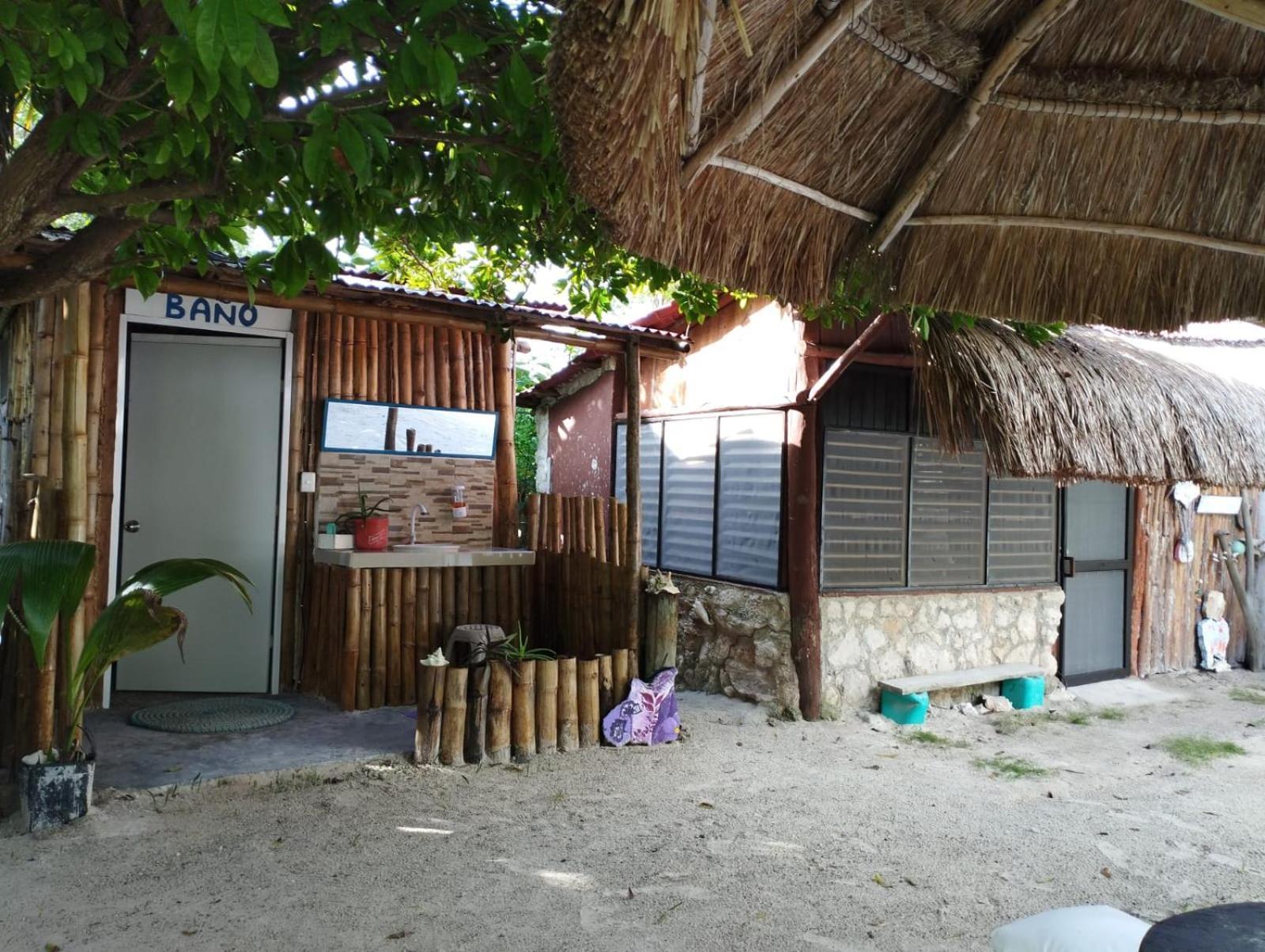 Lunazul Eco-Cabana Frente Al Mar Махахуал Екстериор снимка