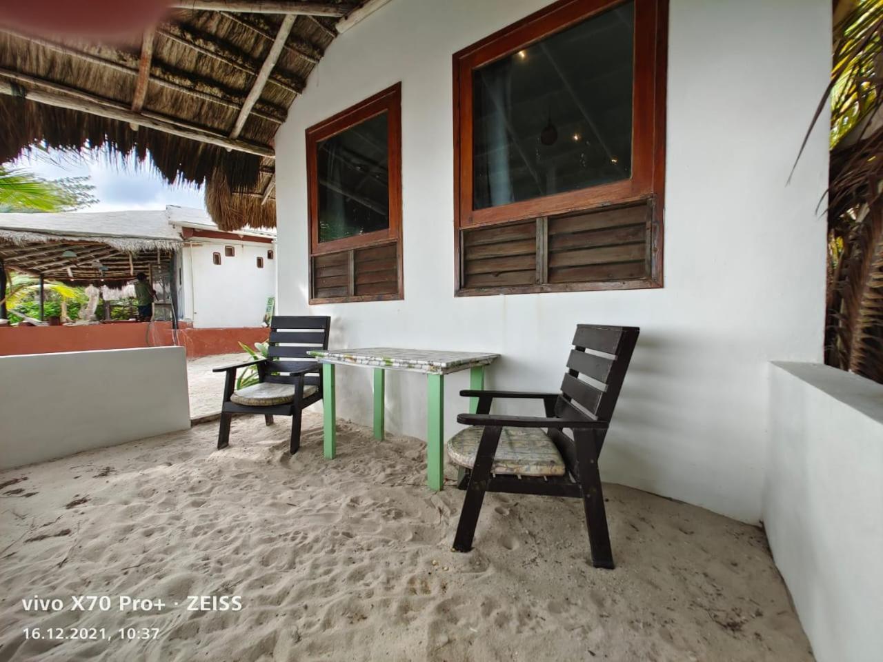 Lunazul Eco-Cabana Frente Al Mar Махахуал Екстериор снимка