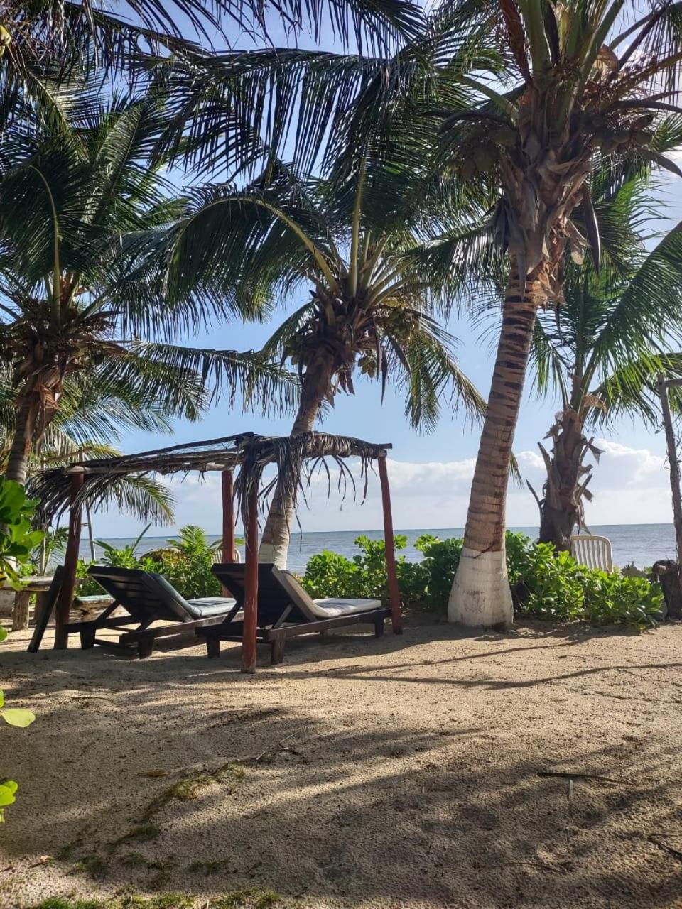 Lunazul Eco-Cabana Frente Al Mar Махахуал Екстериор снимка