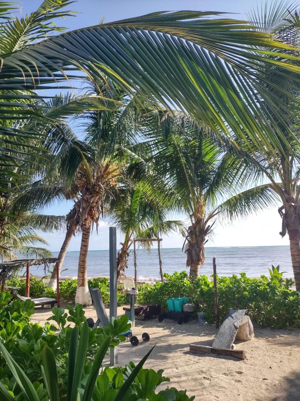 Lunazul Eco-Cabana Frente Al Mar Махахуал Екстериор снимка
